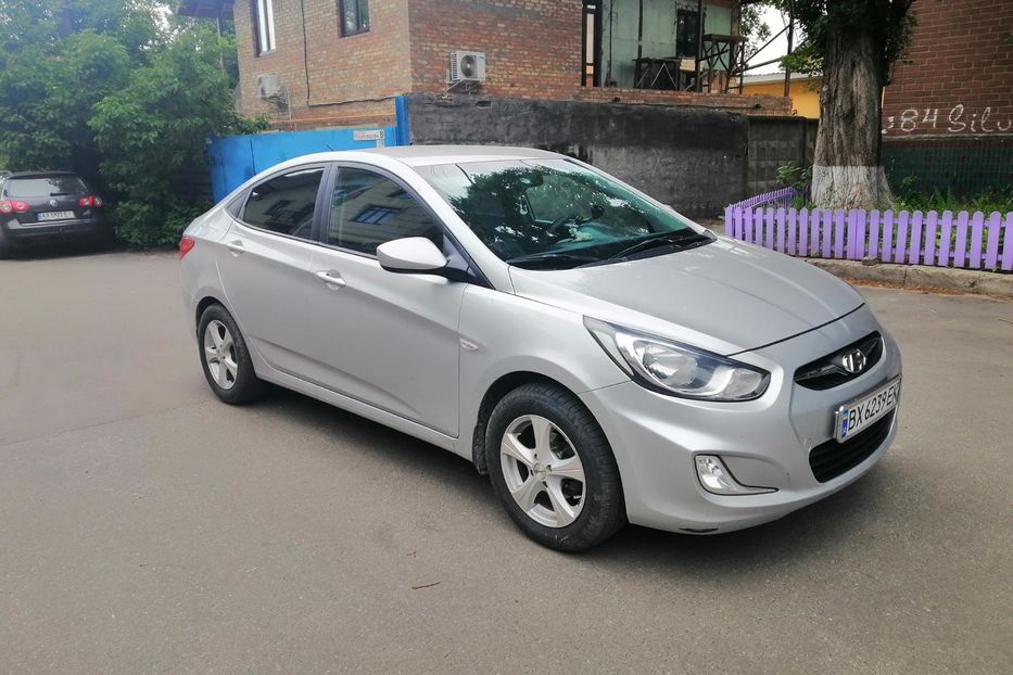 Продам Hyundai Accent  2012 года в Киеве