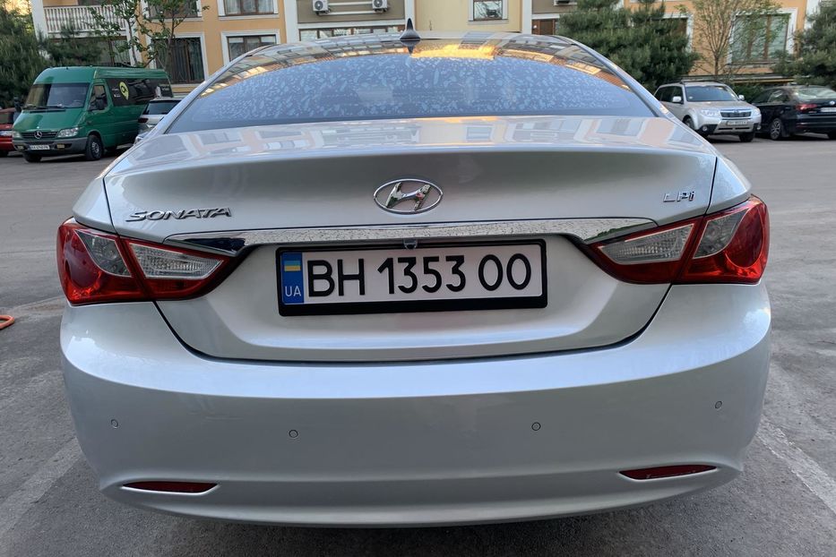 Продам Hyundai Sonata 2013 года в Одессе