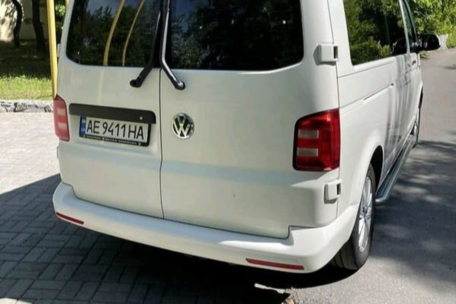 Продам Volkswagen T5 (Transporter) пасс. 2008 года в Киеве