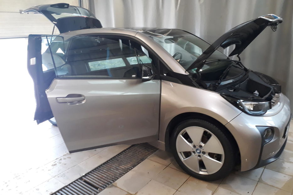 Продам BMW I3 2015 года в Виннице