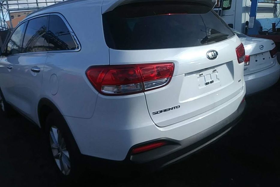 Продам Kia Sorento 2015 года в Киеве