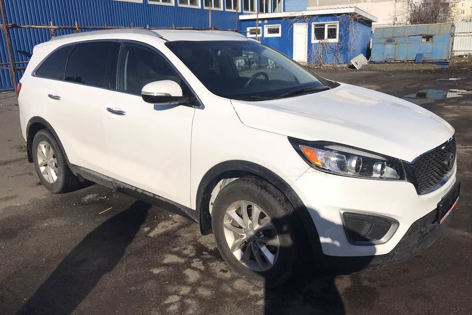 Продам Kia Sorento 2015 года в Киеве