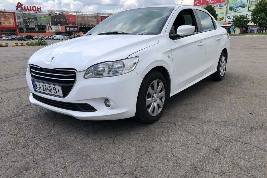 Продам Peugeot 301 2013 года в Киеве