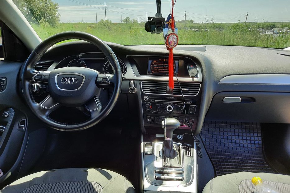 Продам Audi A4 B8 2014 года в Одессе