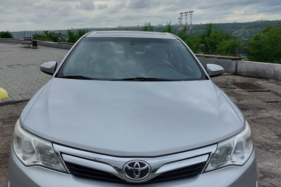 Продам Toyota Camry XLE 2012 года в Запорожье