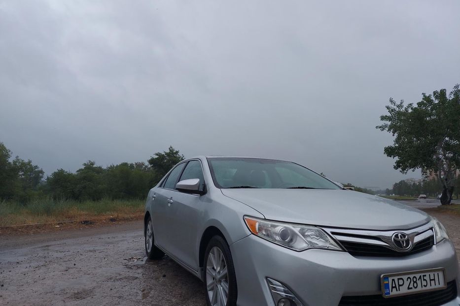 Продам Toyota Camry XLE 2012 года в Запорожье