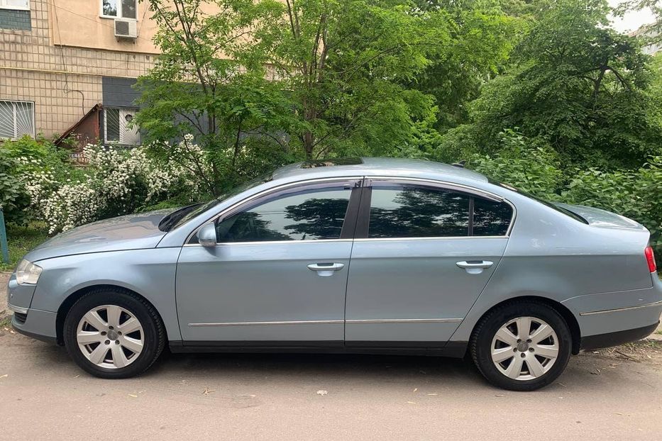 Продам Volkswagen Passat B6 FSI 2.0 Turbo 2006 года в Киеве