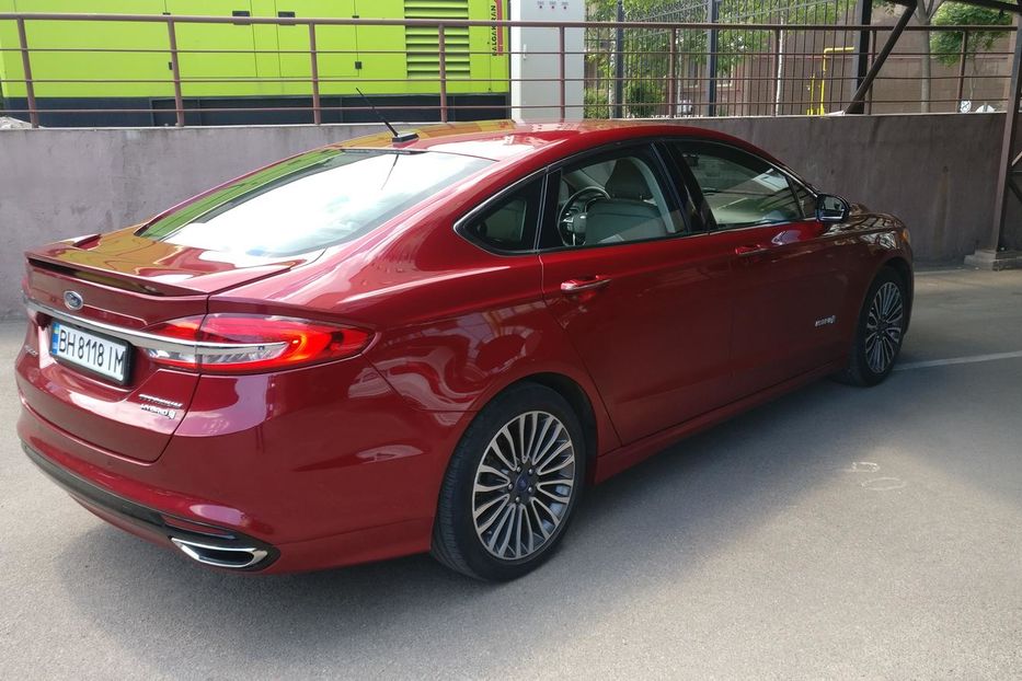 Продам Ford Fusion Titanium 2016 года в Одессе