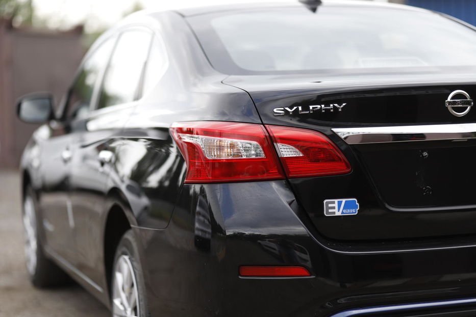 Продам Nissan Sylphy EV 2019 года в Днепре