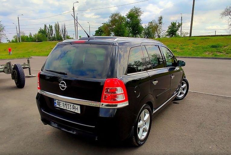 Продам Opel Zafira 2010 года в г. Софиевка, Днепропетровская область