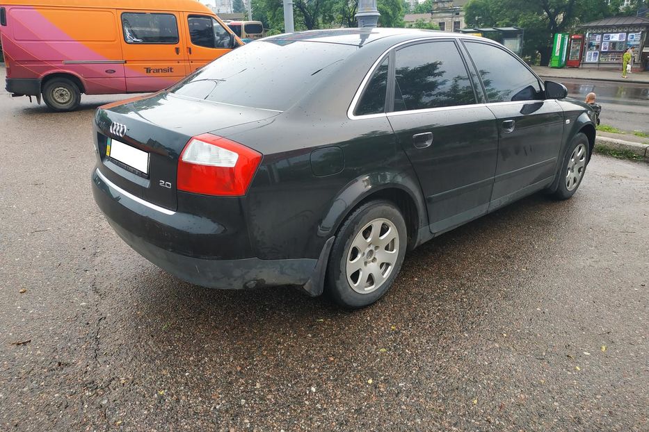 Продам Audi A4 2 2004 года в Одессе