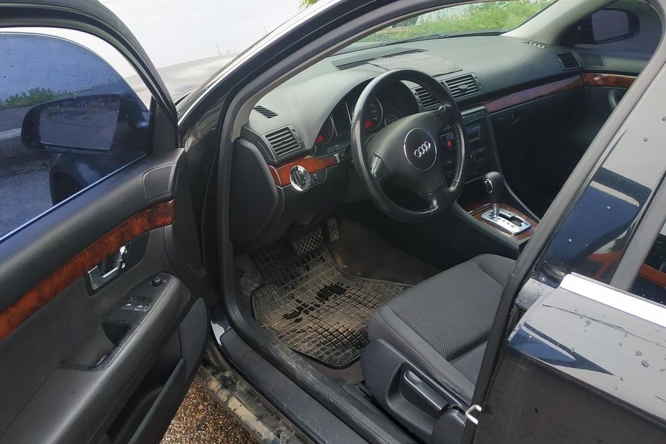 Продам Audi A4 2 2004 года в Одессе