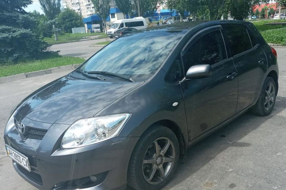 Продам Toyota Auris Средняя 2007 года в Запорожье