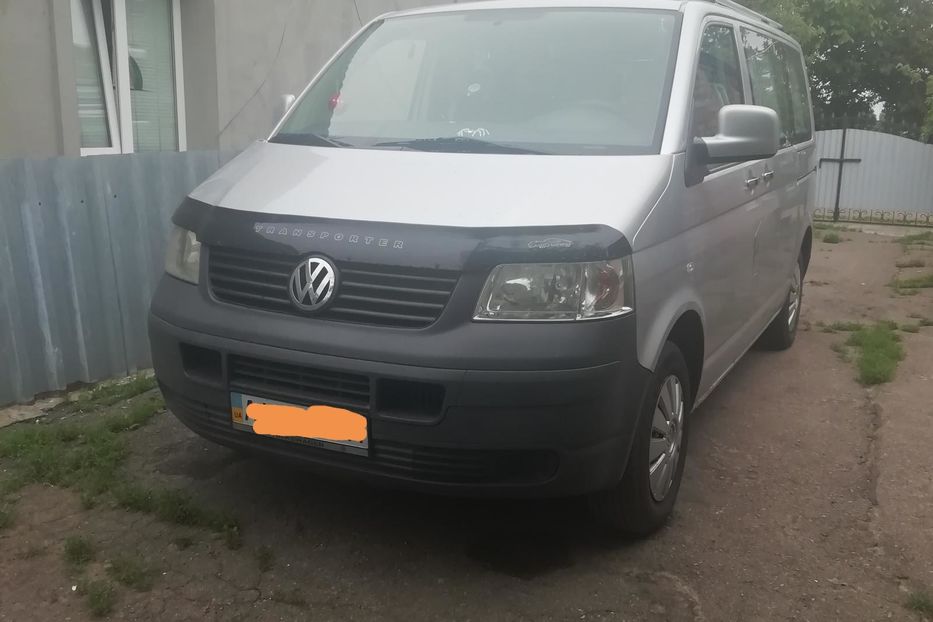 Продам Volkswagen T5 (Transporter) пасс. BRS 2007 года в Киеве