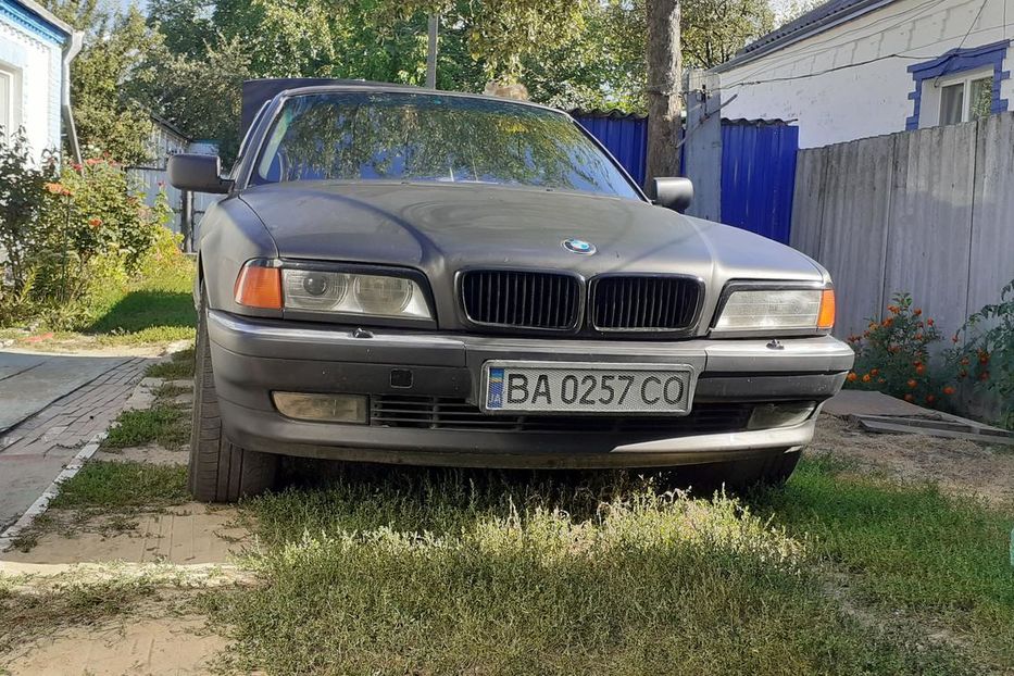 Продам BMW 750 1995 года в г. Новоархангельск, Кировоградская область
