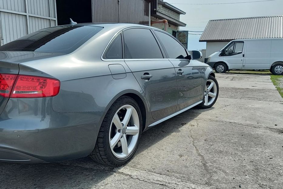 Продам Audi A4 S-line 2011 года в г. Покровское, Днепропетровская область