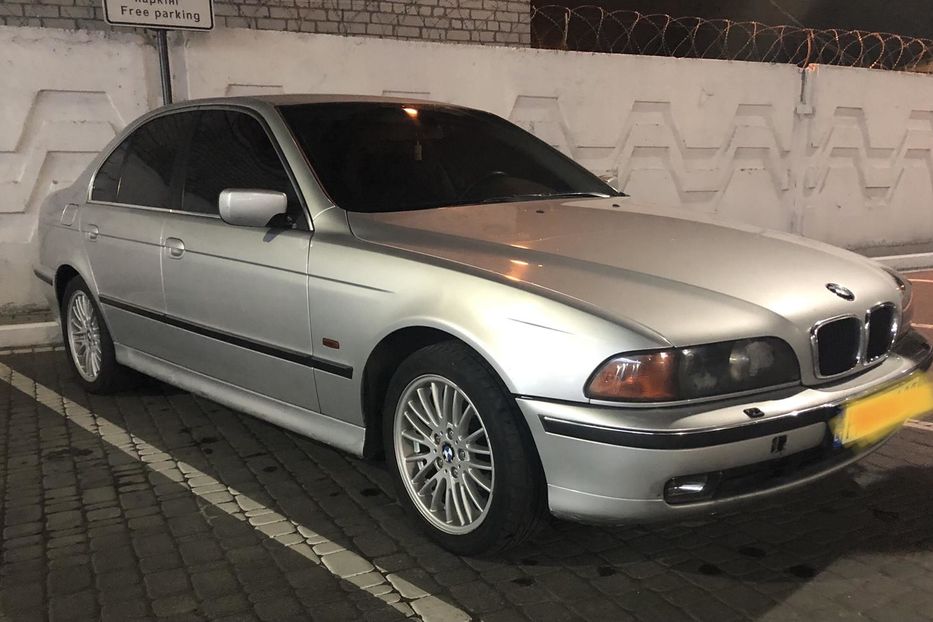 Продам BMW 530 E39 2000 года в Днепре