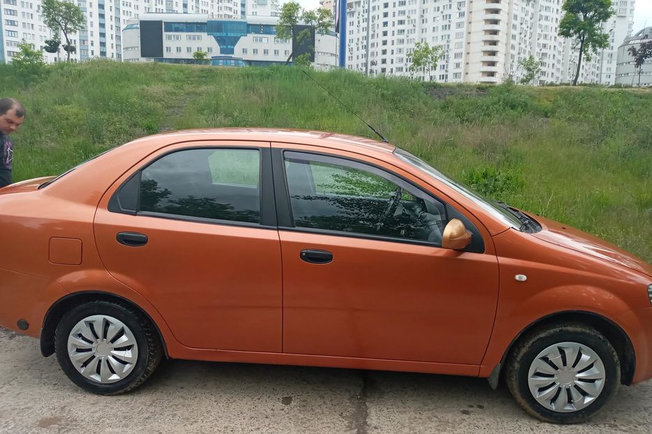 Продам Chevrolet Aveo 2006 года в Киеве