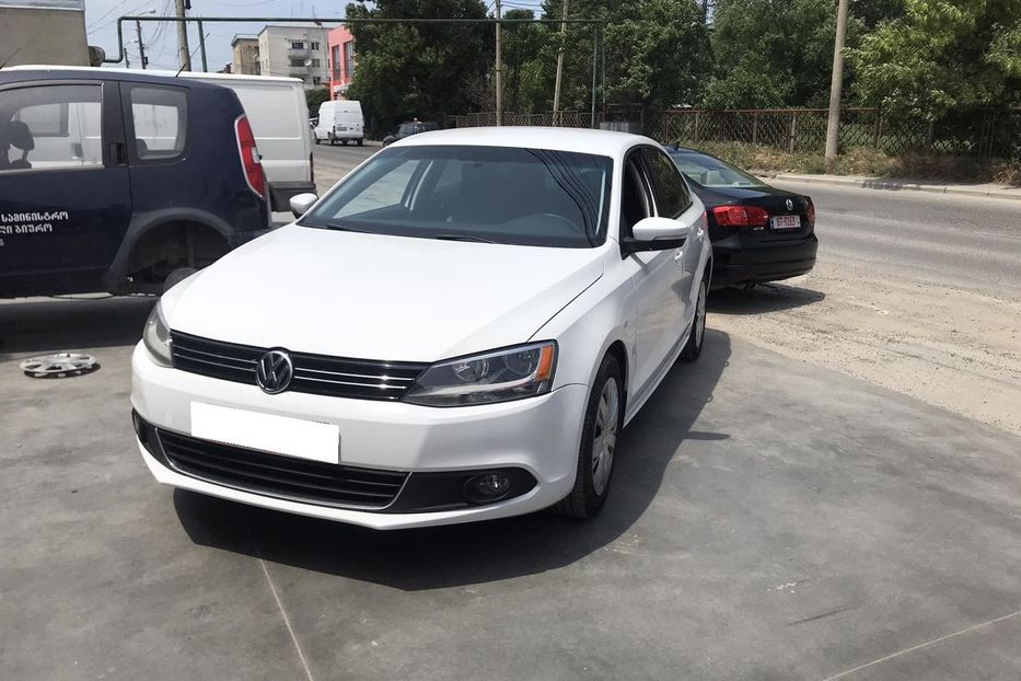 Продам Volkswagen Jetta 2015 года в Киеве