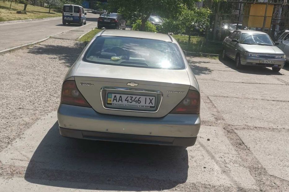 Продам Chevrolet Evanda 2005 года в Киеве
