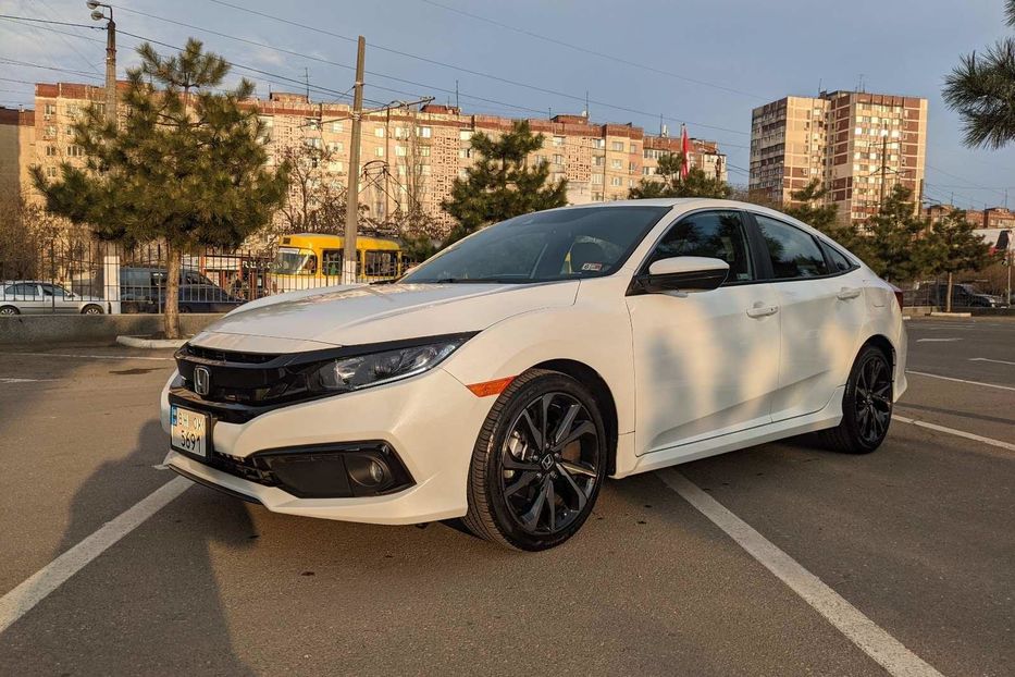 Продам Honda Civic SPORT 2019 года в Одессе