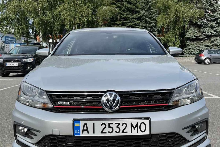 Продам Volkswagen Jetta 2015 года в Киеве