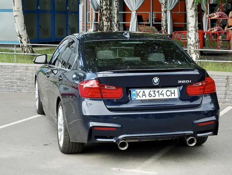 Продам BMW 328 2014 года в Киеве