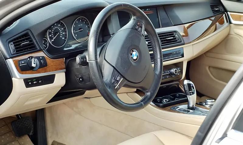 Продам BMW 328 2013 года в Киеве