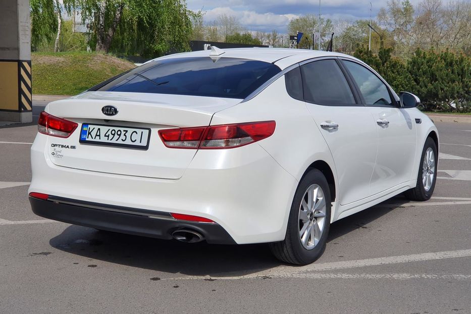 Продам Kia Optima 2016 года в Киеве