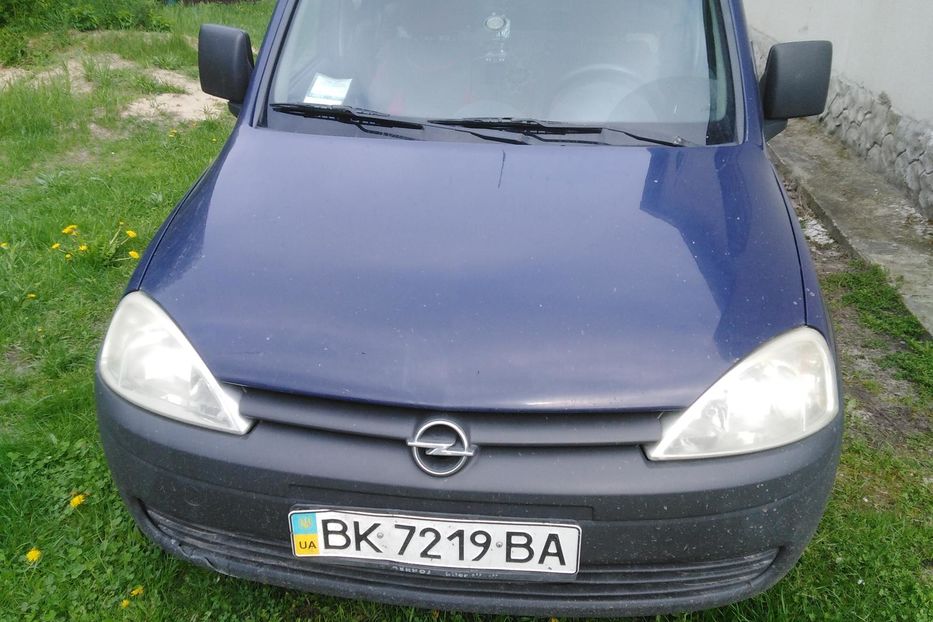 Продам Opel Combo пасс. 2005 года в г. Дубно, Ровенская область