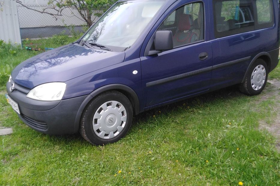 Продам Opel Combo пасс. 2005 года в г. Дубно, Ровенская область