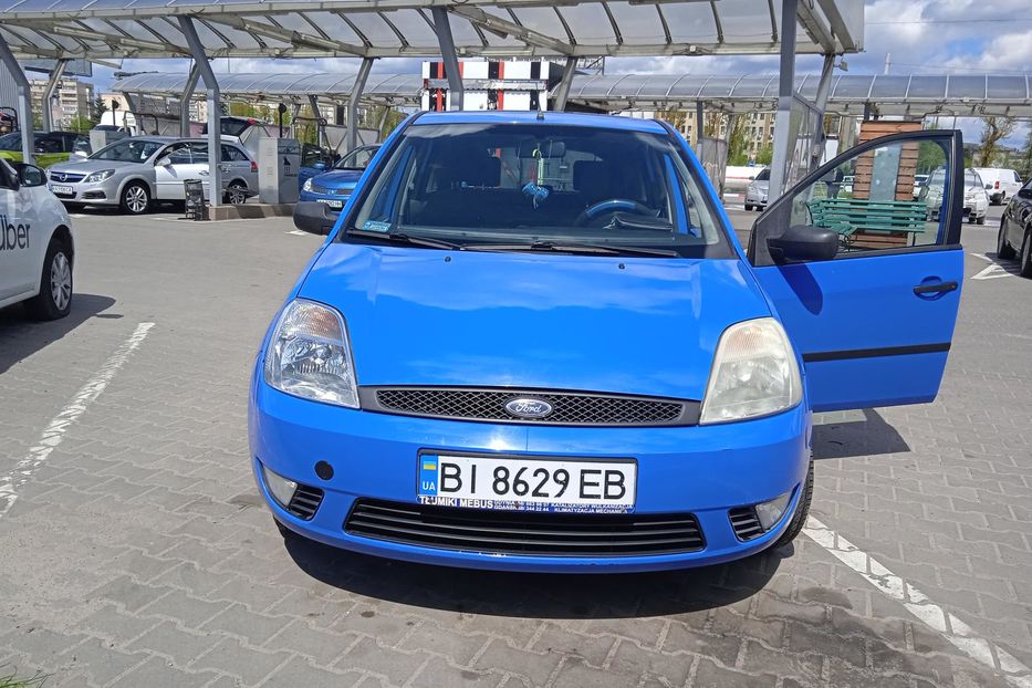 Продам Ford Fiesta 2003 года в Киеве