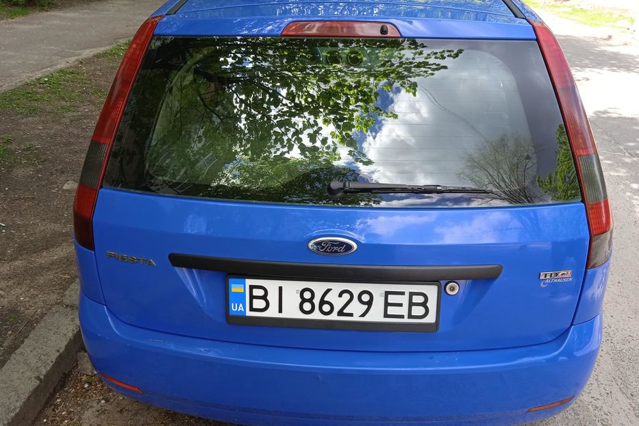 Продам Ford Fiesta 2003 года в Киеве