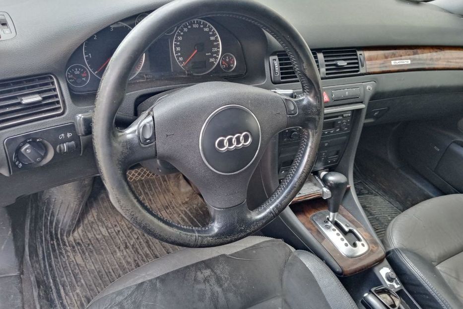 Продам Audi A6 2002 года в Харькове