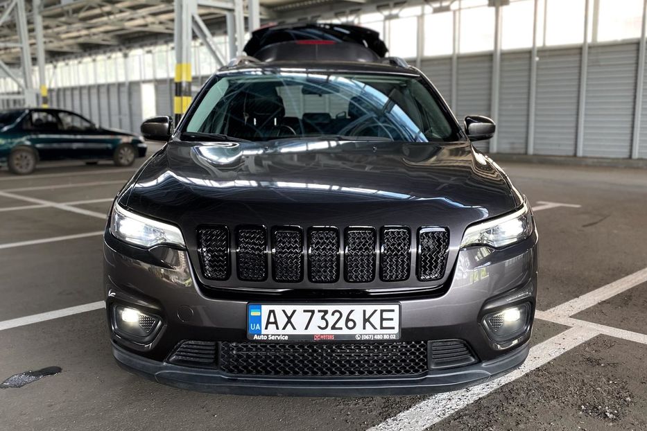 Продам Jeep Cherokee Latitude Plus 2018 года в Харькове