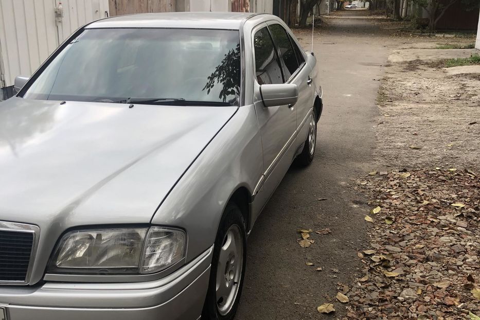 Продам Mercedes-Benz C-Class C-200 1996 года в Одессе