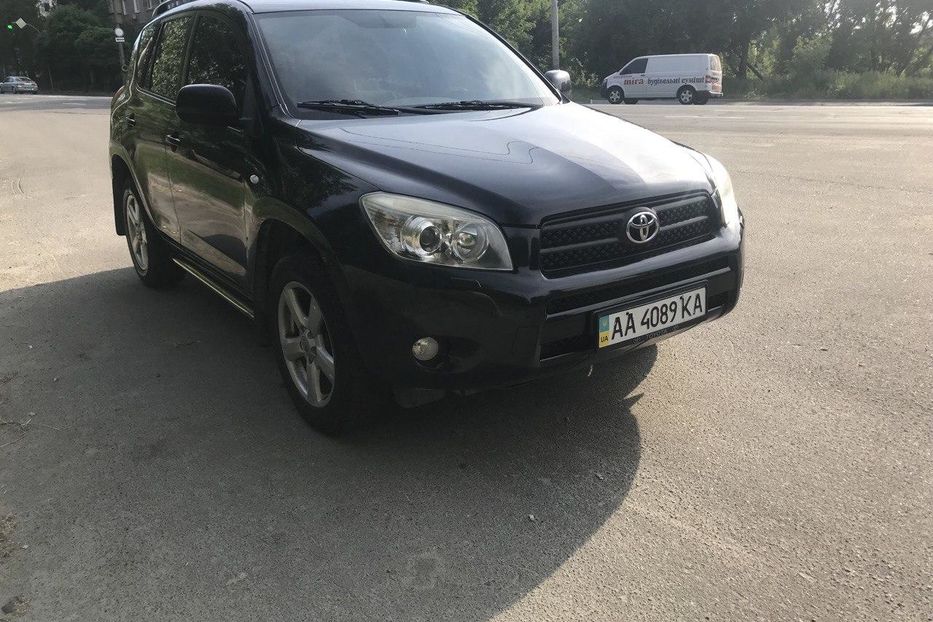 Продам Toyota Rav 4 2007 года в Киеве