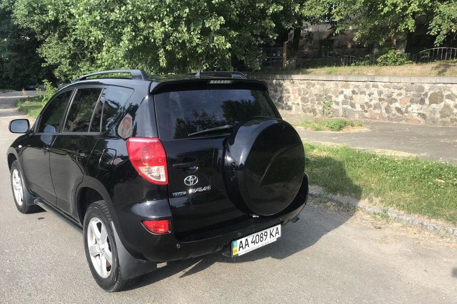 Продам Toyota Rav 4 2007 года в Киеве