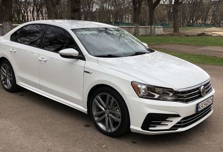 Продам Volkswagen Passat B7 2017 года в Киеве