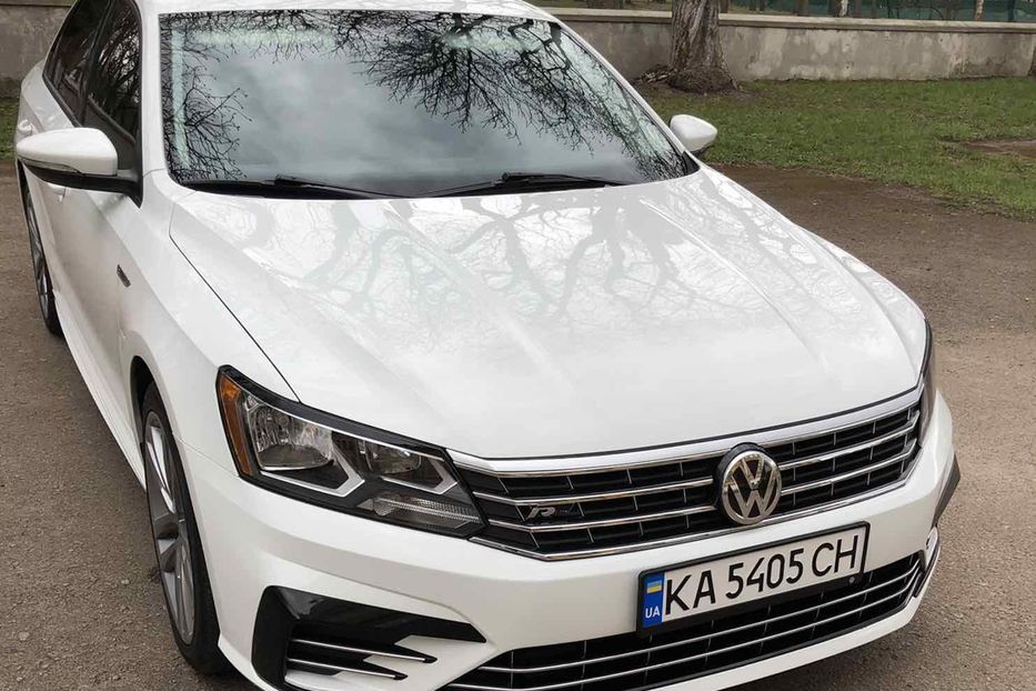 Продам Volkswagen Passat B7 2017 года в Киеве