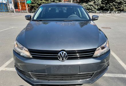 Продам Volkswagen Jetta 2013 года в Киеве