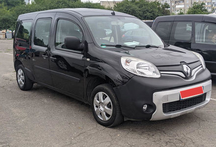 Продам Renault Kangoo пасс. Long 2016 года в Ровно