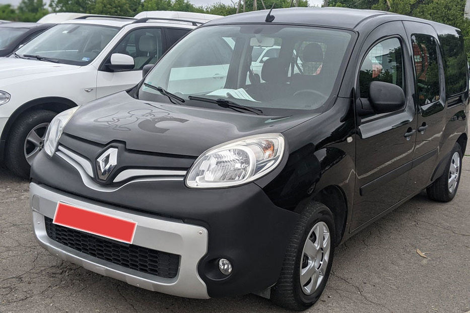 Продам Renault Kangoo пасс. Long 2016 года в Ровно