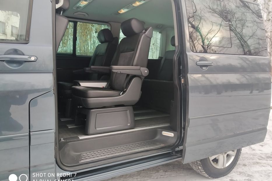 Продам Volkswagen Multivan highline 2008 года в Донецке