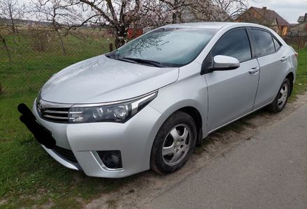 Продам Toyota Corolla 2014 года в Луцке