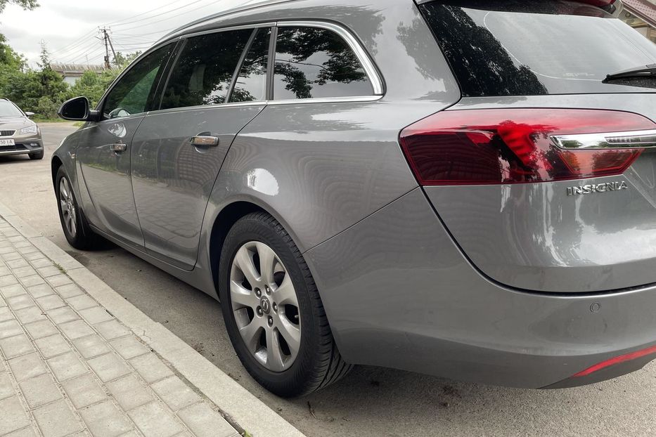 Продам Opel Insignia 2016 года в Киеве