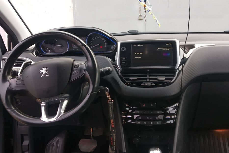 Продам Peugeot 2008 2014 года в Николаеве