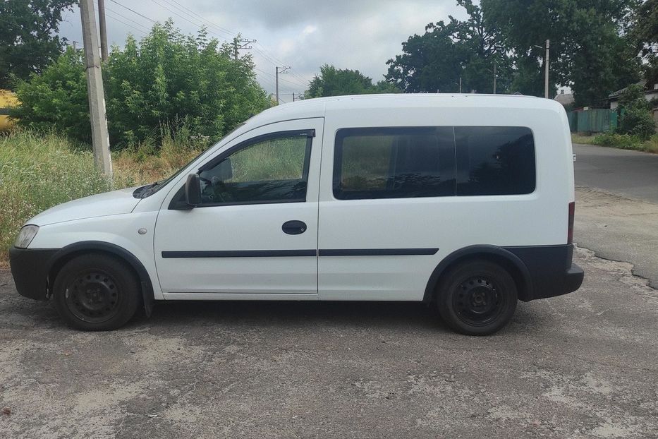 Продам Opel Combo пасс. 2009 года в Киеве