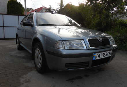 Продам Skoda Octavia aee 2004 года в Киеве