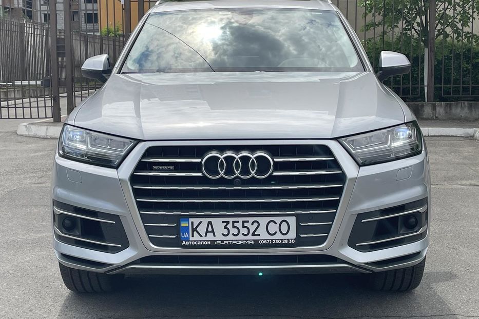 Продам Audi Q7 SQ7 2018 года в Киеве